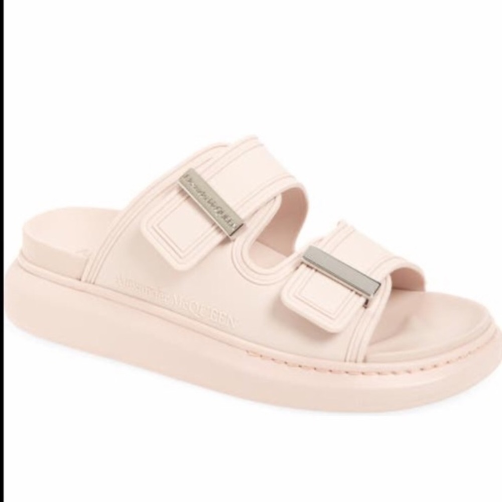 Alexander McQueen Oversized Slide Sandal - ROSE